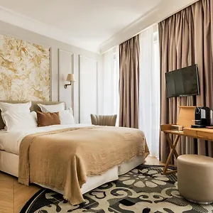 4* Hotel Trinité Haussmann